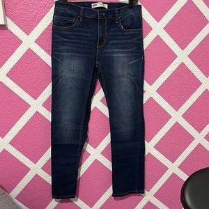 Blue slim Levi’s jeans size 18 boys (29x29)